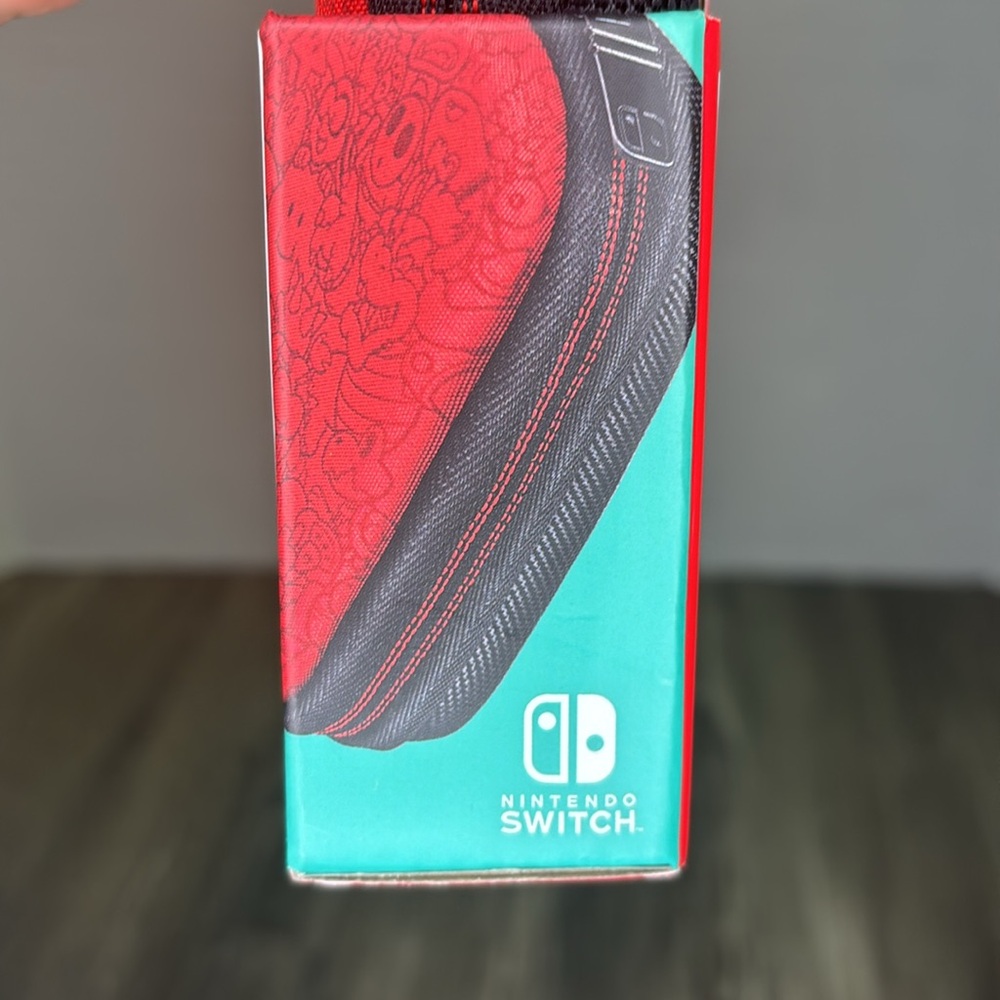 Nintendo Switch Starter Kit - Picture 6 of 8